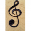 Máte doma milovníka hudby, alebo rovno muzikanta? Určite ho potešíte spestrením interiéru o tento krásny, drevený huslový kľúč ako dekorácia na stenu. Výška huslového kľúča je 39 cm a je natretý čiernym moridlom na drevo. Materiál: preglejka hrúbky 6mm.