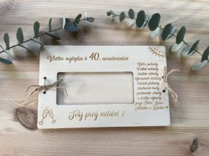 Narodeninova drevena obalka na peniaze