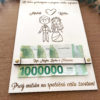 Svadobný dar v drevenej obálke pre mladomanželov. Darujte finančný dar štýlovo, určite ich poteší ich prvý milión.